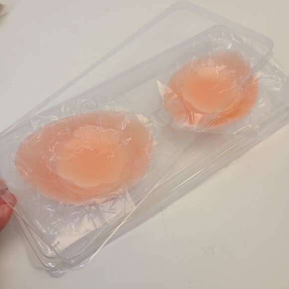 Freebra Size A Cup Strapless Backless Adhesive Silicone Nude Bra & Nipple Covers - Picture 3 of 15